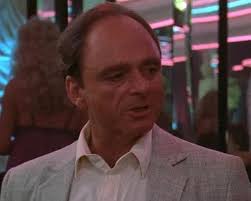 RIP Harris Yulin alias Mel Bernstein. Du warst einer der besten korrupten  Cops auf der Leinwand. : r/Scarface