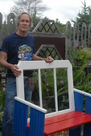 Monitor Township veteran builds bench to honor Fourth of July