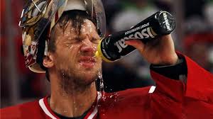 Po statečném boji podlehl národní tým Kanadě. I tak je ve hře o postup