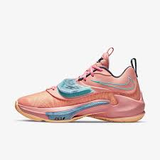 Rock the retro look in classic white nike shoes, like the ebernon, cortez, and the nike air monarch. Men S Shoes Sneakers Nike Com