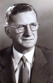 Adalberto Day: março 2015