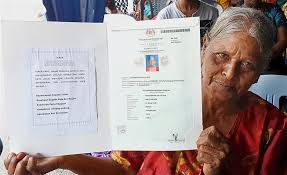 Before june 2010, children born abroad to malaysian mothers with foreign spouses were not entitled to malaysian citizenship. Septuagenarian Finally Gets Malaysian Citizenship The Star