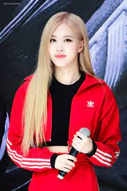 Aquarius Rhapsody On Twitter Blackpink Rose Blackpink Fashion Blackpink