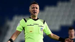 (not in picture) for offside during the serie a match between juventus and torino fc at allianz in this photo: Orsato E La Gaffe Sul Vicenza La Seguo Esasperatamente Polemiche Sulla Rivelazione Dell Arbitro
