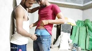 A Unique Sexy Story of a Fun Mechanic and a Fan Repairmaster - Indian Gay -  Hindi Movies R