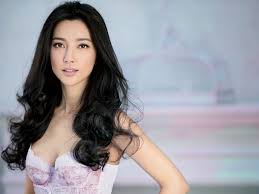 Hasil gambar untuk girl thailand
