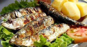 La mejor época para asar sardinas es a comienzos de verano, por s.juan. Sardinas A La Parrilla O A La Plancha Comida Sana Recetas Sardinas Sardinas Recetas