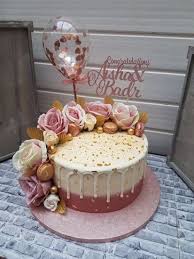 Birthday Rose Gold Pineapple Cake Design Cake Topper Balloon Confetti Rose Gold Hearts Beautiful Birthday Cakes 21st Birthday Cakes Balloon Cake