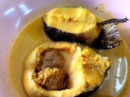 Masuk saja kedai tu aku nampak pak cik tuan kedai tengah masak baung masak lemak cili api. Baung Power Asam Pedas Asam Rebus Lemak Cili Api Restoran Baung Power Bukit Gambir Johor Orangmuo My