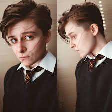 Remus john lupin is a wizard who joins the cast of characters in harry potter and the prisoner of azkaban as the new defence against the dark arts teacher. I Did A Closet Cosplay Of Young Lupin For Halloween Harrypotter
