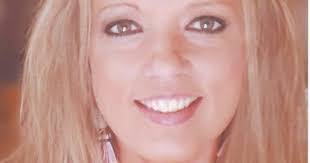 Kerry Lea's Instagram, Twitter & Facebook