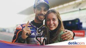 I'm happy that my son is getting married to the woman of his life, he told marca. Miguel Oliveira Champion Trophy And His Beloved Brother Candidate Wife World Today News