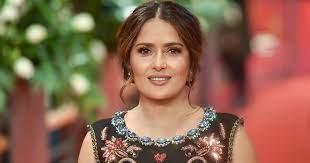 Salma hayek says she was hesitant to meet with marvel for 'eternals' because she assumed she would play a grandma or an 'old prostitute'. Krasses Makeover Salma Hayek Tragt Jetzt Knallrote Haare