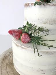 Die geschmolzene, abgekühlte butter unterrühren. Naked Cake Rezept Einfach Wunderschon Elfenweiss Create Something Beautiful