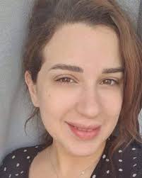 ظهرت نيللي في الصورة بدون مكياج مما أثارت إعجاب جمهوها وذلك لقيامها بتصوير أحد أعمالها صباحا. ÙÙ†Ø§Ù†Ø§Øª ØªØªØ­Ø¯Ù‰ Ø§Ù„Ù…ÙƒÙŠØ§Ø¬ Ø´Ø§Ù‡Ø¯ Ù†ÙŠÙ„Ù„ÙŠ ÙƒØ±ÙŠÙ… ÙˆÙ‡Ø¨Ø© Ù…Ø¬Ø¯ÙŠ ÙˆØ¹Ø§Ø¦Ø´Ø© Ø¨Ù† Ø£Ø­Ù…Ø¯ Ø¹Ù„Ù‰ Ø·Ø¨ÙŠØ¹ØªÙ‡Ù† Ø¨ÙˆØ§Ø¨Ø© Ø§Ù„Ø£Ù‡Ø±Ø§Ù…