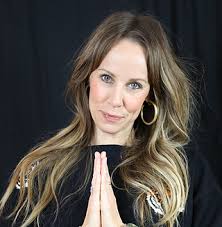 Tabatha Willard's Instagram, Twitter & Facebook