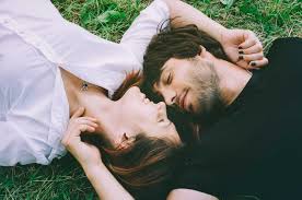 Generally these men are attracted to a clean while venus offers clues as to what type of women and situations attract a man on a romantic level, the moon reveals what qualities makes a man feel. Sagittarius Man Cancer Woman Love Compatibility Can It Work