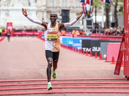 Kipchoge was also provided with a set of personalized running shoes by nike featuring a custom design based on the shoes worn by the athletes who have run the five fastest marathons in history. Eliud Kipchoge Wins 2019 London Marathon London Marathon Results