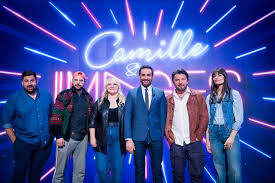 Bonjour, je souhaiterais savoir le nom de la musique passer a l'entrée des candidats dans l'emissions les 12 coups de midi sur tf 1 le 22 juin merci d'avance. Television Camille Combal Jouer La Comedie Et Faire L Idiot C Est Ce Que J Aime Le Plus