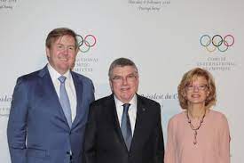 Thomas (195) united properties (194) sun country airlines (193) general mills (187) polaris industries inc. Claudia Bach Thomas Bach Pictures Photos Images Zimbio