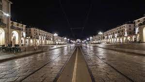 Ira delle regioni su coprifuoco e scuola, fedriga: Covid La Vecchia Ridurre Il Coprifuoco Ora C E Da Aspettare I Contagi Aumenterebbero La Repubblica