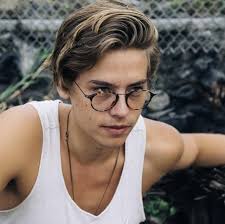 Official Debate: Does Cole Sprouse Look Better with Blonde or Dark Hair? :  r/VindictaRateCelebs
