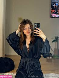 Talissa Smalley Nude OnlyFans Leaks 3 Photos - Fapello