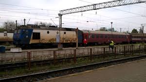 Tren bucuresti sibiu informatii complete despre toate rutele pe mersul trenurilor: Gara Razboieni 18 05 2018 Train Station Razboieni Romania By Ionel B Trainspotter