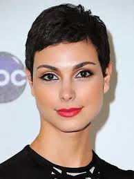Here are pictures of this year's best haircuts and hairstyles for women with short hair. 10 Latinas Who Rocked Vidal Sassoon S Most Famous Styles The Bob Pixie Mamaslatinas Com