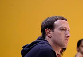 Facebook Analysts Are Sounding Off On Executive Turnover Privacy And Regulation Fb Business Insider Mark Zuckerberg Legal Officer