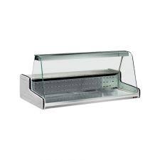 Con le nostre vetrine da banco o da terra refrigerate, potrai esibire ai clienti salumi, tramezzini, bibite e tanto altro in completa affidabilità senza modificare i valori nutrizionali del cibo. Vetrina Refrigerata E Calda Da Banco Chefline