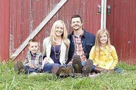Tips To Take Your Own Family Photos Winter Family Photos Family Photos Fall Family Photos