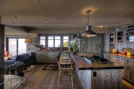 Both wood types are 100 plus year old barn wood which has been salvaged from structures that were part of minnesota's farming history. 20 Gorgeous Ways To Add Reclaimed Wood To Your Kitchen