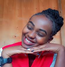 Grateful for the overwhelming love and support. I appreciate all the kind  words. Keep winning. ❤️❤️❤️ #AzziadonSelina @VicOdhiambo 📸: Jackson Mwangi  Photography Suit: Cittifficial Women Suits Fascinator: Dgohnie HMU: Joy  Maringa 🏩: