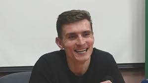 Matt Keane's Instagram, Twitter & Facebook