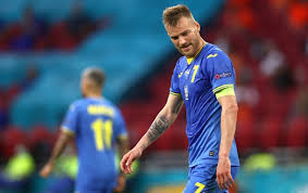 Born 23 october 1989) is a ukrainian professional footballer who plays as a winger or forward for english premier league club west ham united and the ukraine national team. 6fs3c1o9 Tj25m