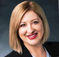 Maureen Hammond's Instagram, Twitter & Facebook