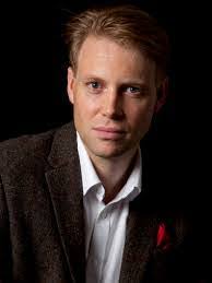 Ariel Reimer's Instagram, Twitter & Facebook