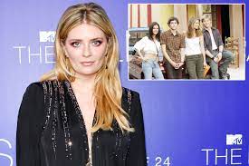 + body measurements & other facts. Mischa Barton Says Bullying On The O C Set Led To Her Exit