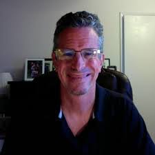 Julia Grummel's Instagram, Twitter & Facebook