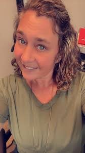 Still gonna shine. Wow it's been a years since these pictures. Wow don't  blink!! #stillgonnashine #viralphotochallenge #fighter #fyp #beautiful  #loveyourself #bebrave #riseandshine #shine @highlight