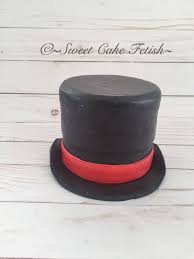 How To Make A Top Hat Out Of Paper Add The Wow Effect To Your Cake With This Classy And Just Stunning Gum Paste Top Hat This Handmade Cake De Birthday Cake Toppers Hat Cake Circus Birthday Cake