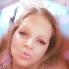 Amy Acree's Instagram, Twitter & Facebook