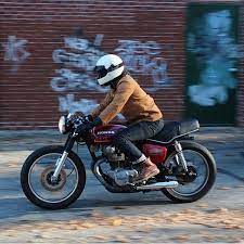 Www Hondacaferacers Com On Instagram Great Picture By Papawolfsupplyco Honda Cb500 Caferacer Hondacb Honda Mot Honda Cb Cafe Racer Cb500 Cafe Racer