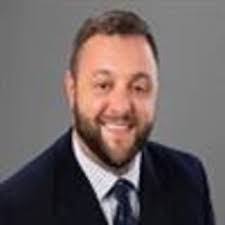 Matthew Earl's Instagram, Twitter & Facebook