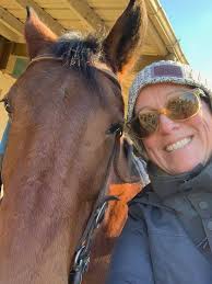 SelfieSunday Share your selfies with our horses below!