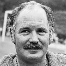 Who wrote “Schmidtchen Schleicher” by Nico Haak?