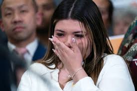 Kilmar Abrego Garcia's return in limbo as judge agrees to halt discovery  order