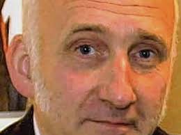 Borms Blick auf Menschen am Hafen