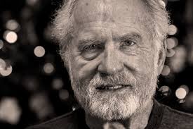 Portrait. Nikon gears. 7. 8. 24